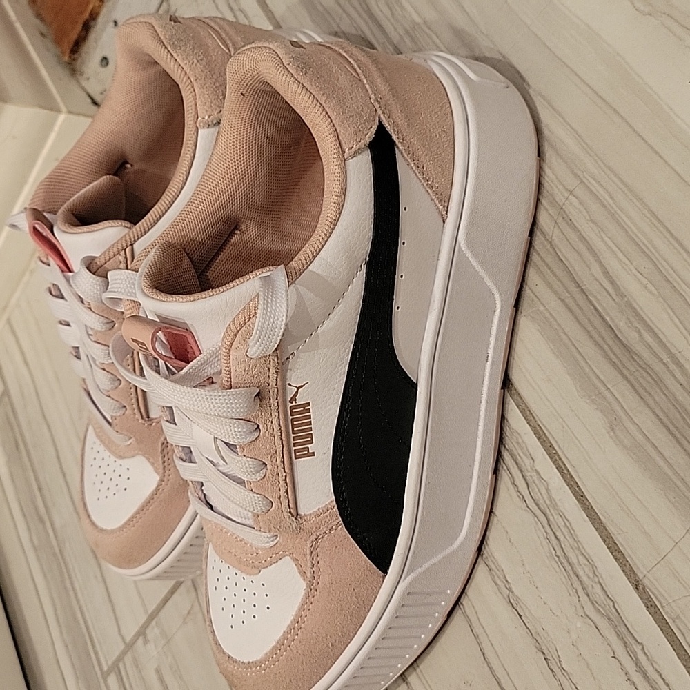 Puma Women's Blush and White Sneakers